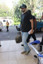 Aditya Roy Kapoor snapped at airport on 24th Feb 2016